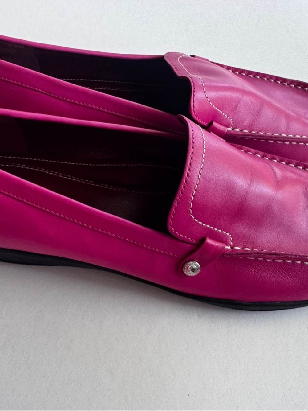 Coach Daisy Loafer Fuchsia Pink Leather Driver Flat White Stitch Size 11.5 - Picture 3 of 14